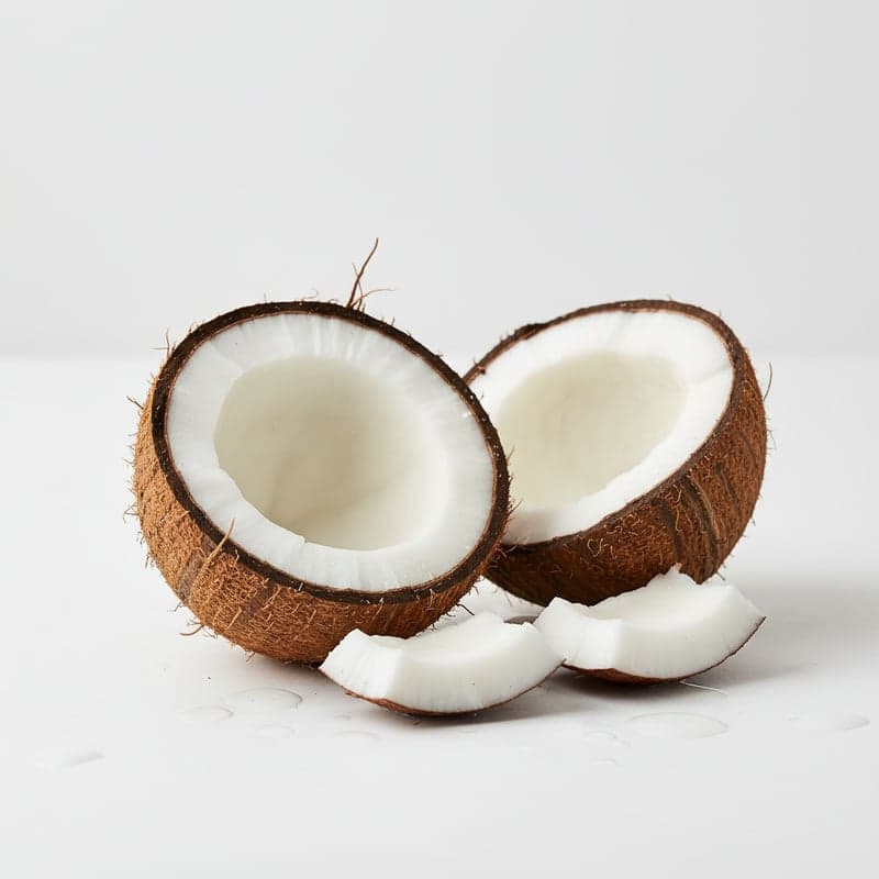 Coco: calorías y macros por 100 g